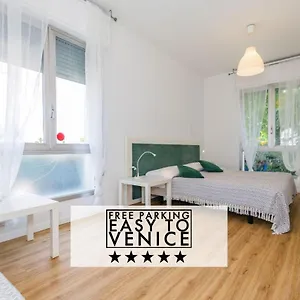 appartamento-elite-comodo-free-park-accesso-easy-a-venezia.hotelinveneto.com/