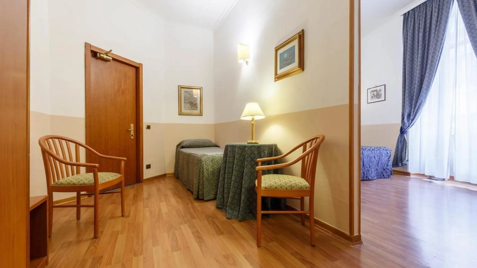 Hotel Paris Roma