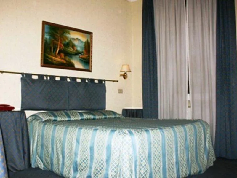 Hotel Paris Roma